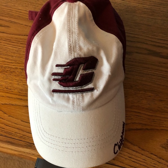CMU hat - Picture 1 of 2
